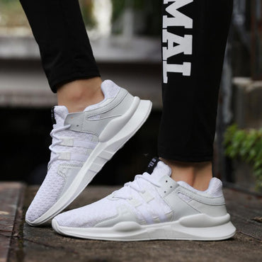 Men lace up sneakers