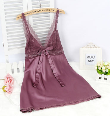 Ladies sleeveless nightdress