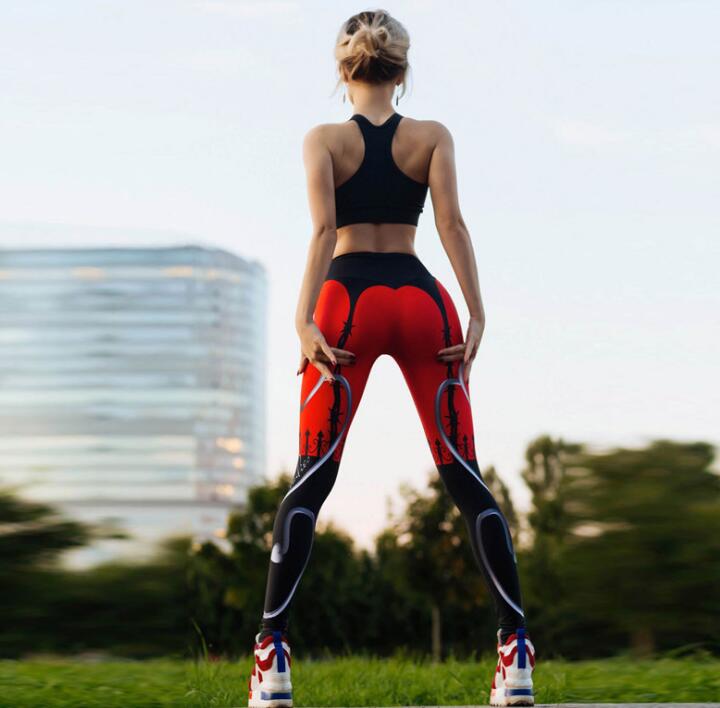 Heart Shape Digital Print Women Leggigns