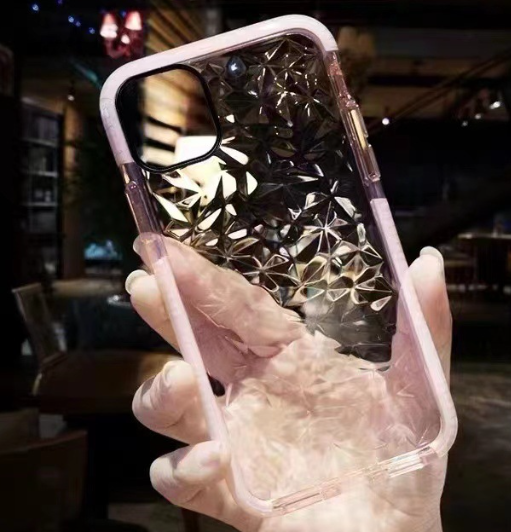 Transparent phone cove for iPhone 14