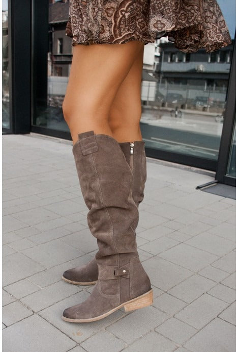 Winter new low heel side zipper  high leg women's boots