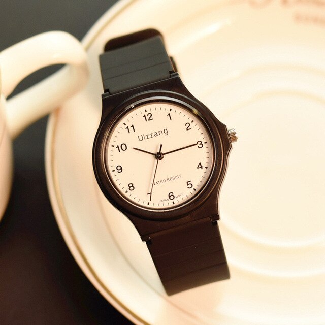 Simple black silicone women quartz watch